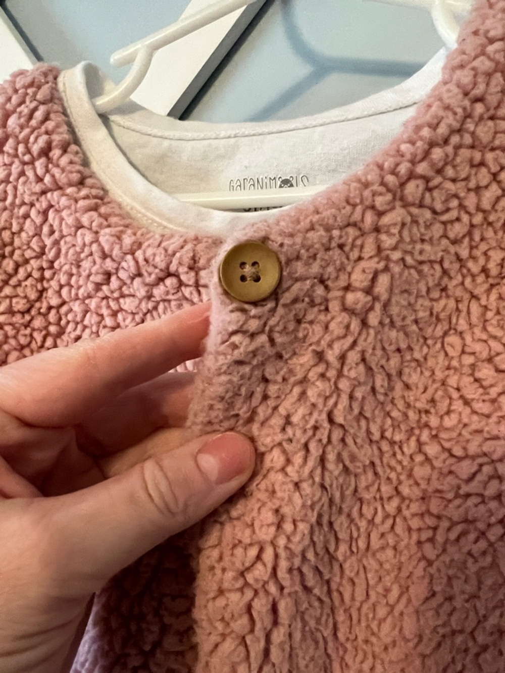 OshKosh B'gosh Girls White Long Sleeve Tee with Pink Sherpa Vest - Picture 4 of 5